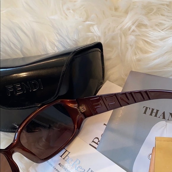 Fendi Tinted Round Sunglasses - Picture 5 of 5